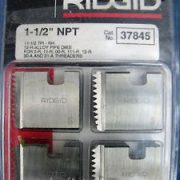 RIDGID 37845 - Pipe Die Set Npt -1-1/2inch